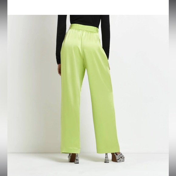 River island - Picture 6 of 9